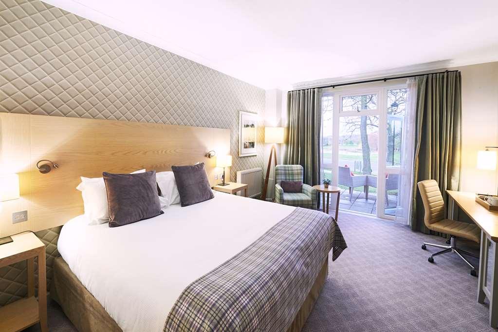 The Belfry Hotel & Resort Sutton Coldfield Habitación foto